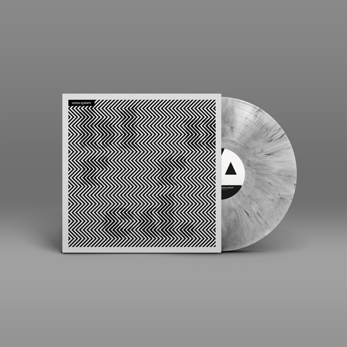 "Blurred" von "Coma System" auf Vinyl. Schwarz-weißes Cover, graue Marbled-Schallplatte.