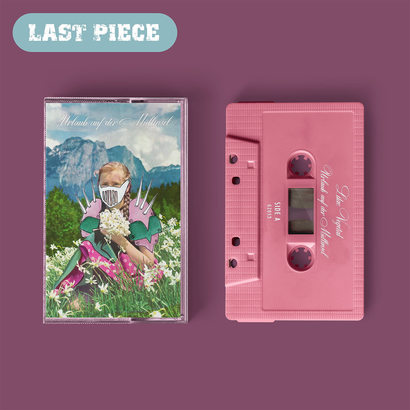 "Urlaub auf der Müllinsel" von "Lilac Vegtal". Blau-grün-rosa Tape-Cover, rosarotes Tape. Links oben ein blauer Störer mit dem Text "Last Piece".