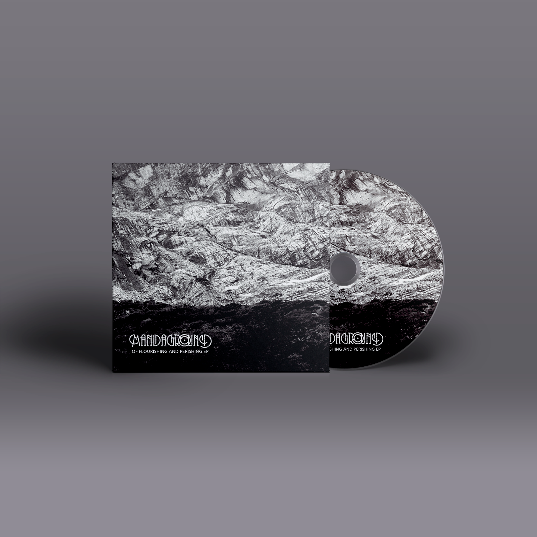 "Of Flourishing and Perishing EP" von "Mandaground" auf CD. Schwarz-weißes Cover und CD mit weißer Schrift.