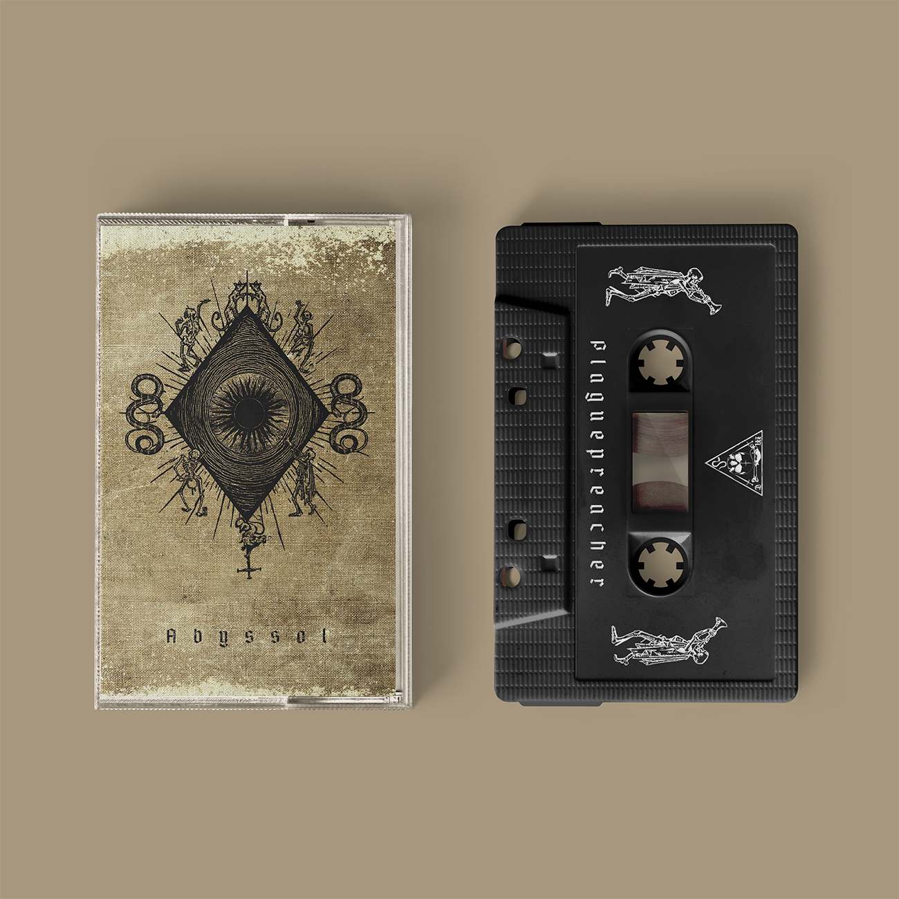 Das Album "Abyssol" der Band Plaguepreacher auf Tape. Braun-beiges Tape-Cover mit schwarzem Motiv, schwarzes Tape mit weißer Schrift.