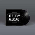 "Dishonor" von "Rude Riot" auf Vinyl. schwarzes Cover mit weißer Schrift, schwarze Schallplatte.