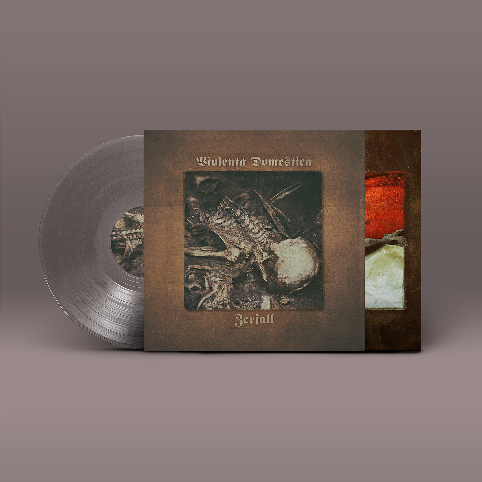 "Czech/Zerfall" Split Album von "Mossadeq" und "Violenta Domestica" auf Vinyl, Rückansicht. Braunes Cover, transparente Schallplatte. 